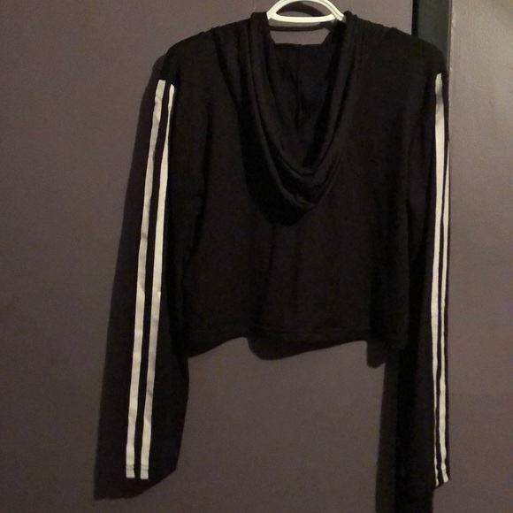 Black cropped sweatshirt - Picture 2 of 2